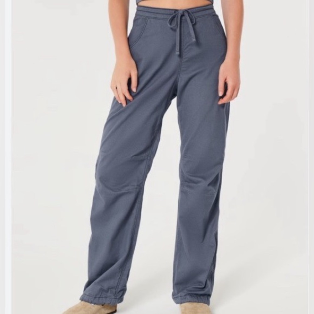 NWT Hollister Adjustable High Rise Parachute Baggy Pants | S short